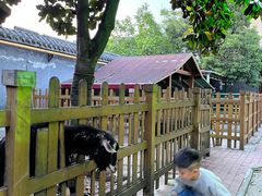 -瑞博尔花园酒店(太周创新产业园店)