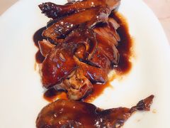 老头儿卤鸭（半只）-老头儿油爆虾·1987杭州烟火味(湖滨银泰in77D区店)