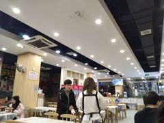 -江城燕子大排档(江汉路步行街店)