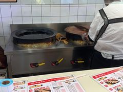 -黄阿姨锅贴大王(万航渡路店)