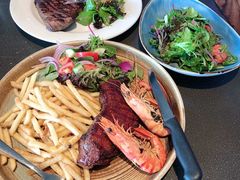 -Ribs & Burgers The Rocks