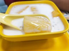 -新时尚·辉记甜品(夏西店)