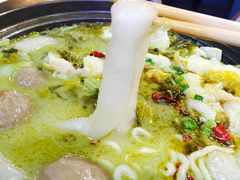 -周鱼小馆石锅酸菜鱼(活力汇店)