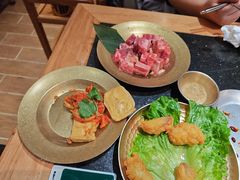 -韩烧牛中牛·甄选黑牛烤肉(黑金店)