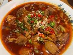 鲜椒肥肠鸡-先启半步颠·川菜小炒