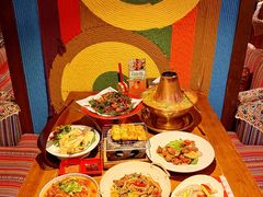 -雀舞云南菜(天津天河城购物中心店)