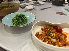 鸡油豆苗-羲和雅苑•北京烤鸭(平安国际金融中心店)