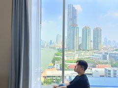 -曼谷湄南河畔华美达广场酒店