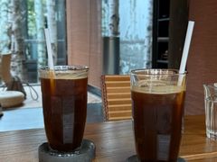 -Metal hands·铁手咖啡