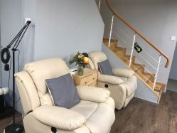 -摩睫+皮肤管理·科学美容中心