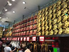 等位区-皇上皇腊味店(下九路店)