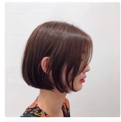 -虫二·专注健康烫染沙龙