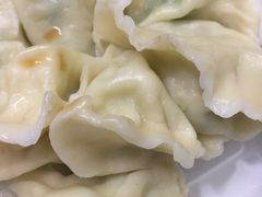 -孖妹上肉饺子馆