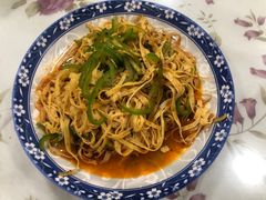 凉拌豆皮-清真·伊清阁餐厅