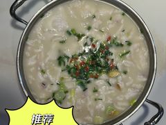 -德林酸菜鱼火锅(南丹店)