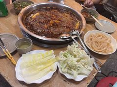 -肖肖酸萝卜鱼火锅(总店)