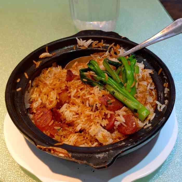 日昌餐馆(德胜门店)-"五一假期去人定湖公园出来走向德胜门箭楼的.