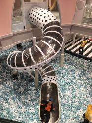 -奈尔宝·儿童乐园·亲子餐厅(鄞州万达店)