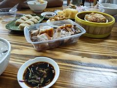 -洲心明记烧肉大粥(总店)