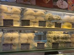-白玉兰食品甜凤店(合生汇店)