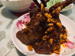 -鑫记婆婆兔·成都特产·兔头手撕兔(太古里店)