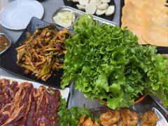 -牛牛牛酸菜煎肉店(望云寺路店)