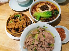 跷脚牛肉-全牛匠·乐山跷脚牛肉(新中关店)