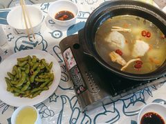 -松哥油焖大虾.小龙虾.黑鸭煲(海岸城店)