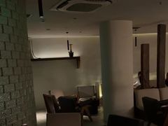 -Hideout Hookah Lounge·隐觅地