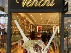 -VENCHI 闻绮(上海佛罗伦萨小镇店)