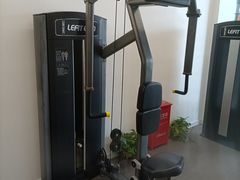 -乐刻健身(利邻荟合川店)