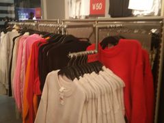 -H&M(鹏欣水游城店)