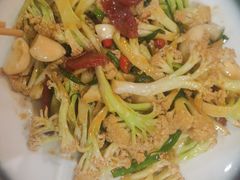 -那家老院子东北菜·饺子·小鸡炖蘑菇(艳华街店)