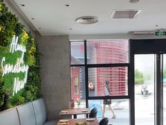 -必胜客(武汉欢乐谷店)