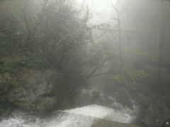 android_upload_pic-藏龙百瀑风景区