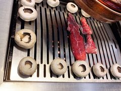 -臻牛烤肉
