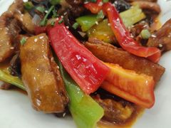 -达吾手抓美食城总部(义乌店)