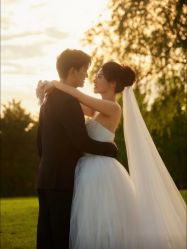 -全城热恋璀璨婚纱摄影(国贸总店)