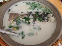-天乐农家鱼头王(天目湖店)