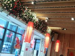 大堂-野山舂·贵州现舂酸汤火锅(鸿通城店)