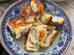 -无名氏宵夜小摊(祝家三姐妹馄饨店)