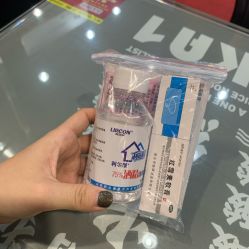 -花师傅专业手穿耳洞打耳洞穿孔