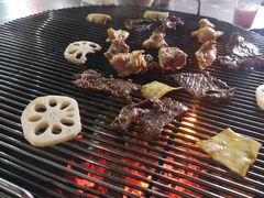 -小辣椒汤锅烧烤(温泉南街店)