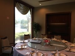 包厢-御花园·粤菜·海鲜火锅(中山公园店)