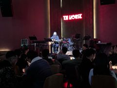 -TZ House音乐现场(来福士中心店)
