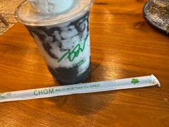 -Chom Cafe and Restaurant