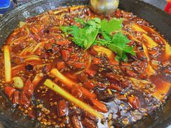 -鸿顺老铁锅美蛙鱼府(解放碑店)