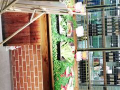 -宝燕海货工场(长江国际店)
