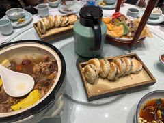 -江城小馆陕南妈妈菜·全球旅行餐厅(钟楼店)