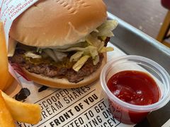 -FATBURGER 特富客汉堡(外交公寓店)